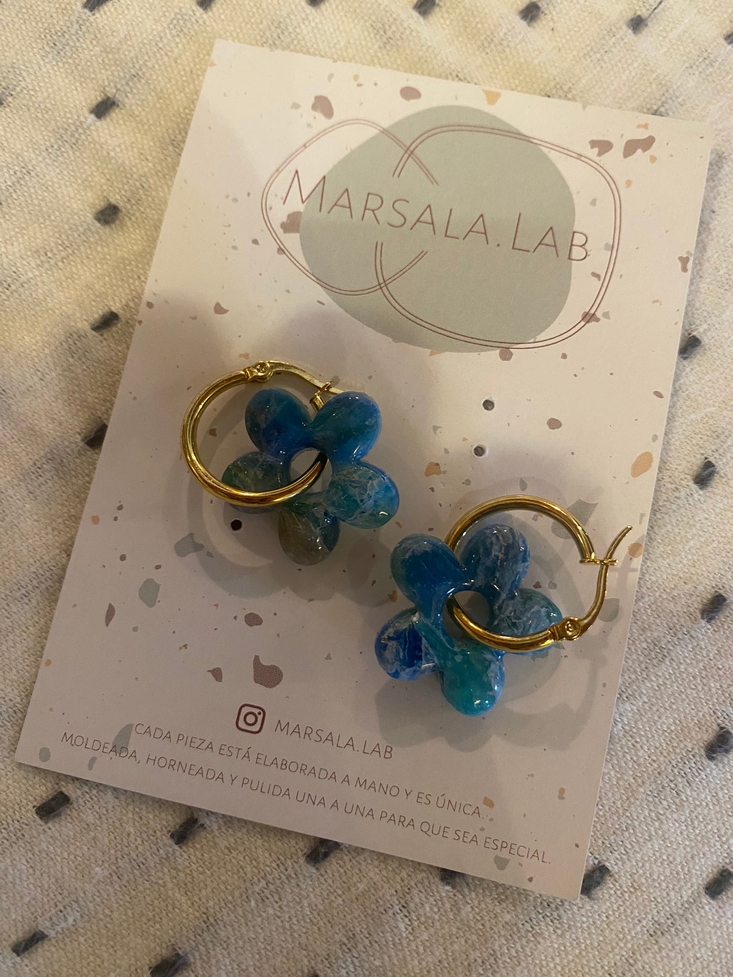 Pendientes aros flores azul